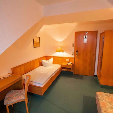 Hotel Arcus Elsterwerda Zimmer foto
